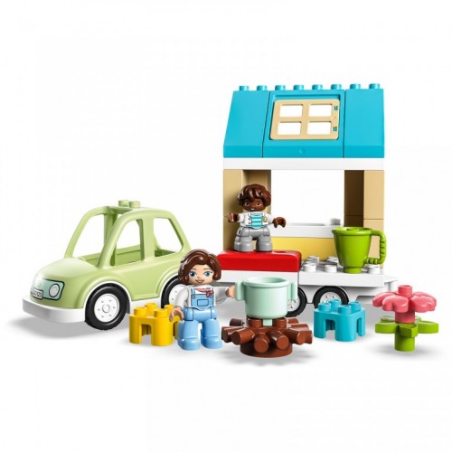 Lego DUPLO Porodična kuća na točkovima 10986