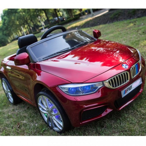 Autić na akumulator BMW 8 crveni