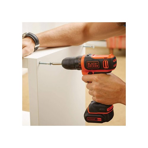 Black & Decker aku bušilica odvijač 10,8V BDCDD121BKA