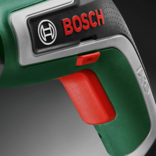 Bosch IXO 7 akumulatorski odvrtač + 10-delni set bitova