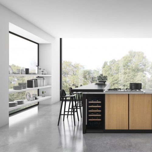 DAUF-32.83SS DUNAVOX vinska vitrina