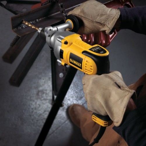 DeWalt električna bušilica 800W 13 mm DWD221