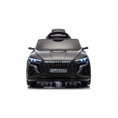 Audi S Q8 crna