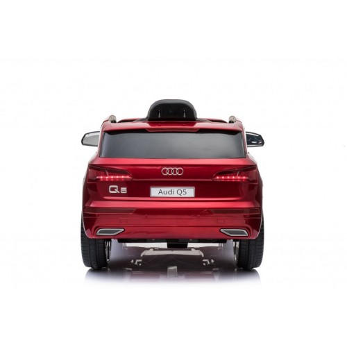 Audi Q5 2019 sa kožnim sedištem i mekim gumama