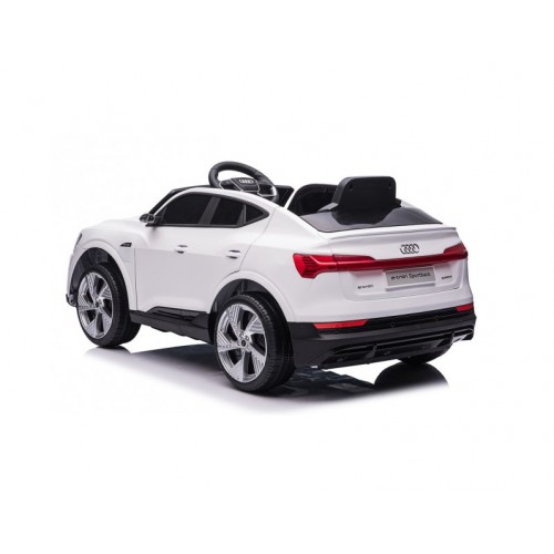 Licencirani dečiji auto Audi E-tron Sportback na akumulator sa kožnim sedištem i mekim gumama beli SM-24011A