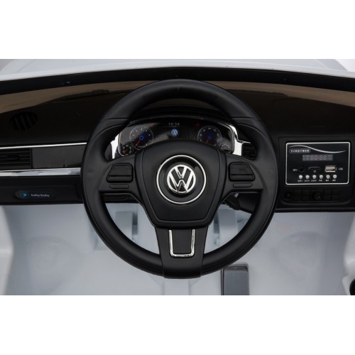 Auto na akumulator Volkswagen Touareg Licencirani  sa kožnim sedištem i mekim gumama 