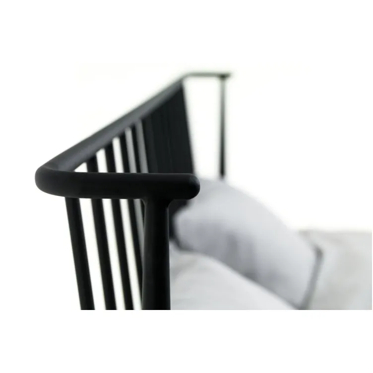 Ram kreveta Vilin 160x200 crna