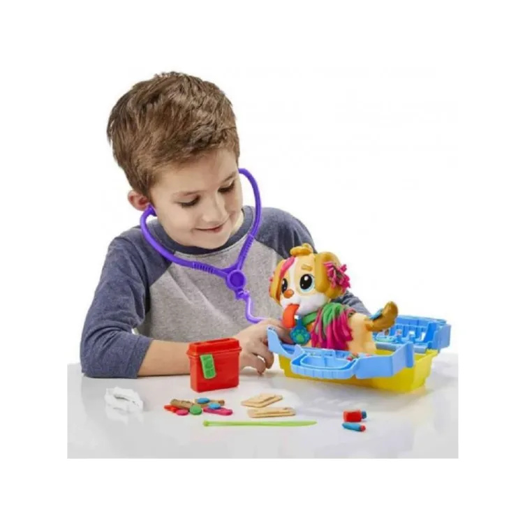Play doh care n carry vet 