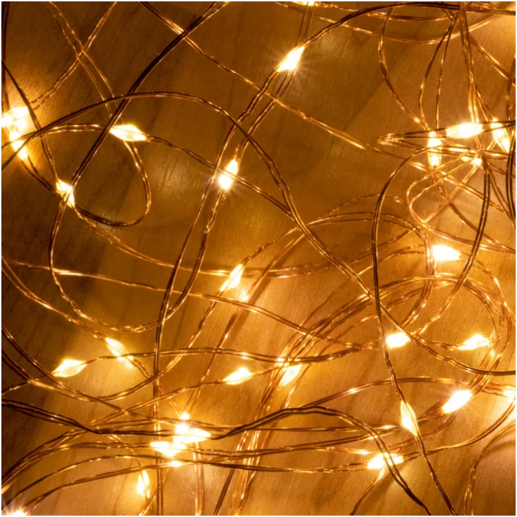 Svetleći niz sa 200 toplo belih LED dioda ML200/WW