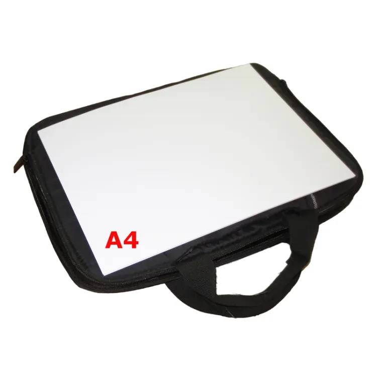 Trendy flat poslovna torba za A4 dokumenta ili mali laptop 2857