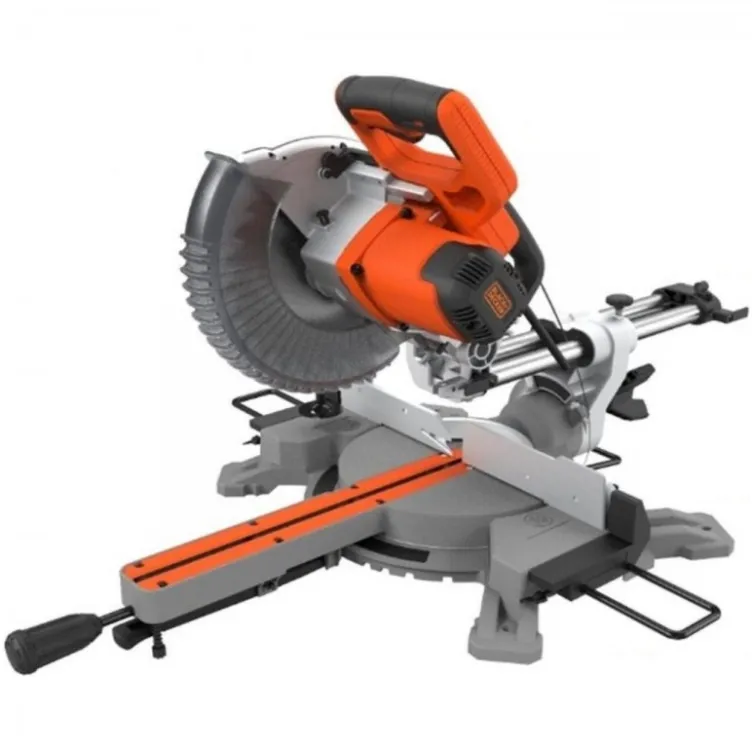 Potezna testera Black&decker 