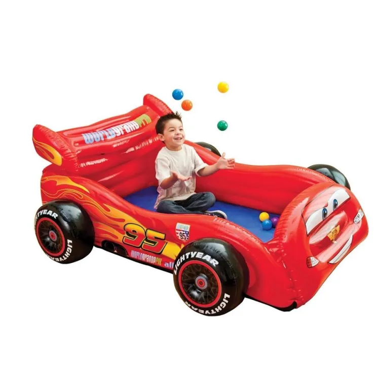 Dušek sportski auto na naduvavanje Cars