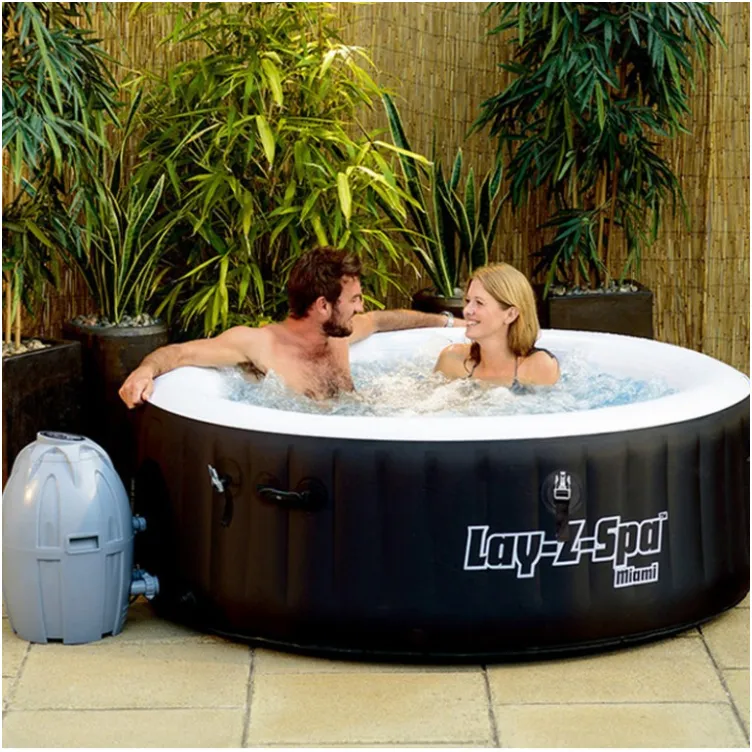 Jacuzzi za dvorište Black Spa sa grejačem vode
