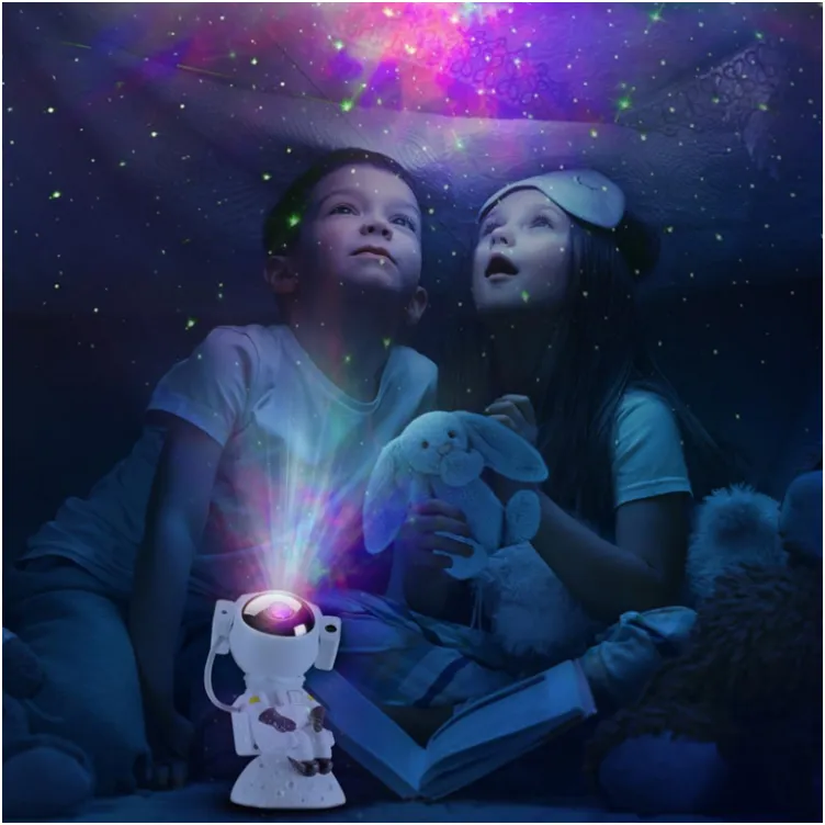 Lampa astronaut sa projektorom zvezdanog neba i bluetooth zvucnikom