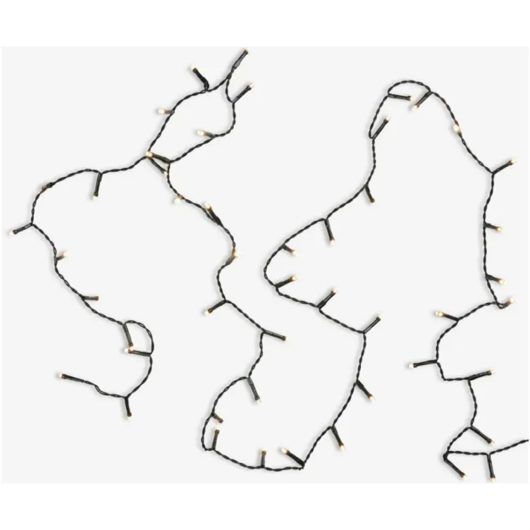 Osvetlite svoj vrt, balkon ili terasu uz spoljašnje LED lampice sa 150 toplih belih dioda i ugrađenim tajmerom.