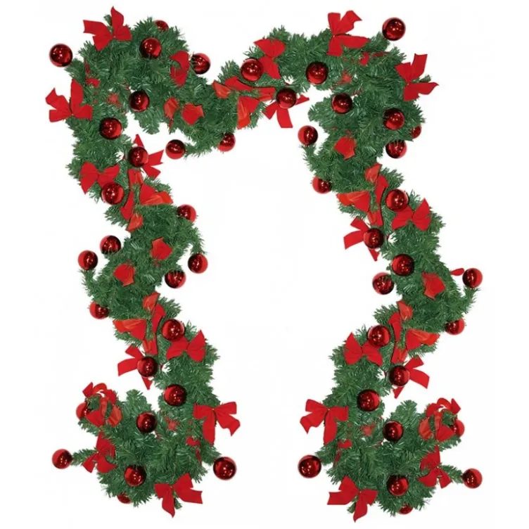 Novogodišnja girlanda Fiesta sa kuglama i mašnama 15 m