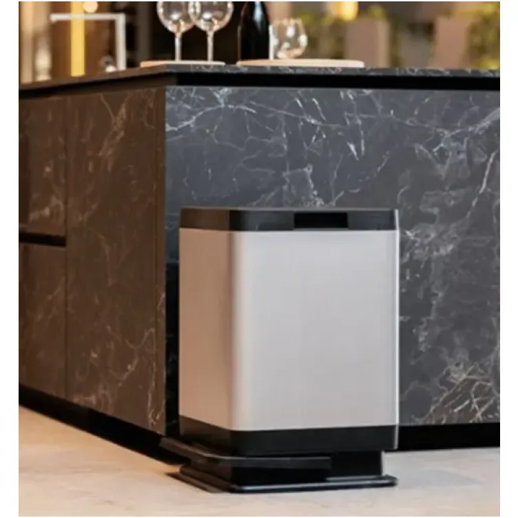 Kanta za smeće tokyo 60l crna/alu