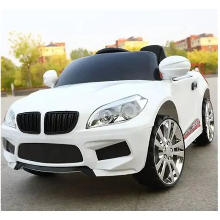 Auto na akumulator za decu Delfino Sporting ZX6R kožno sedište Beli