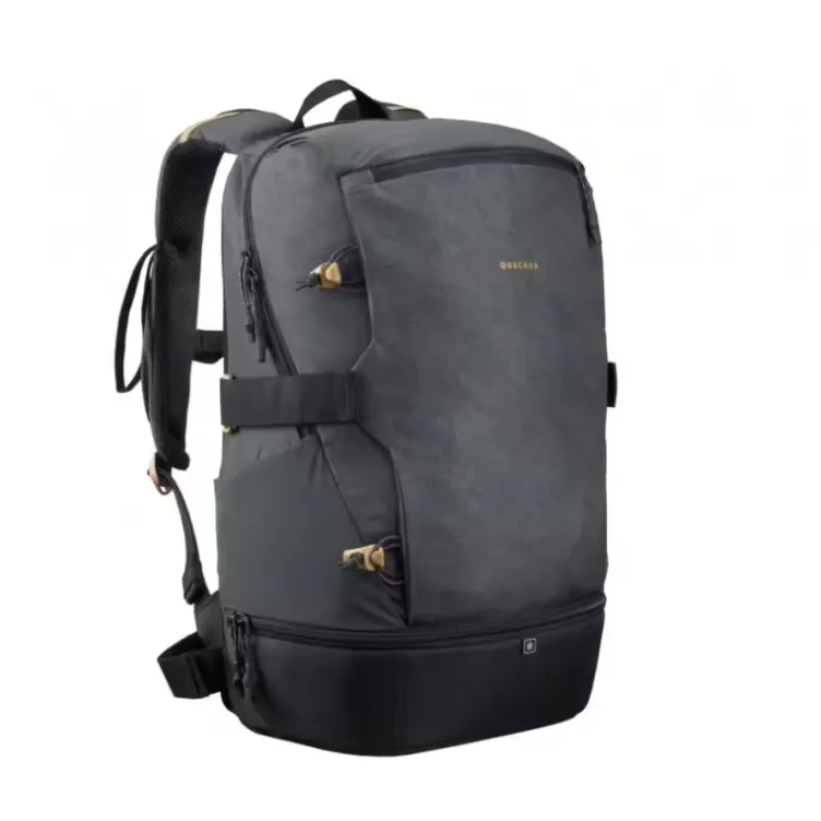 Ranac Quechua 30L za planinarenje crni Ranac Quechua 30L za planinarenje crni
