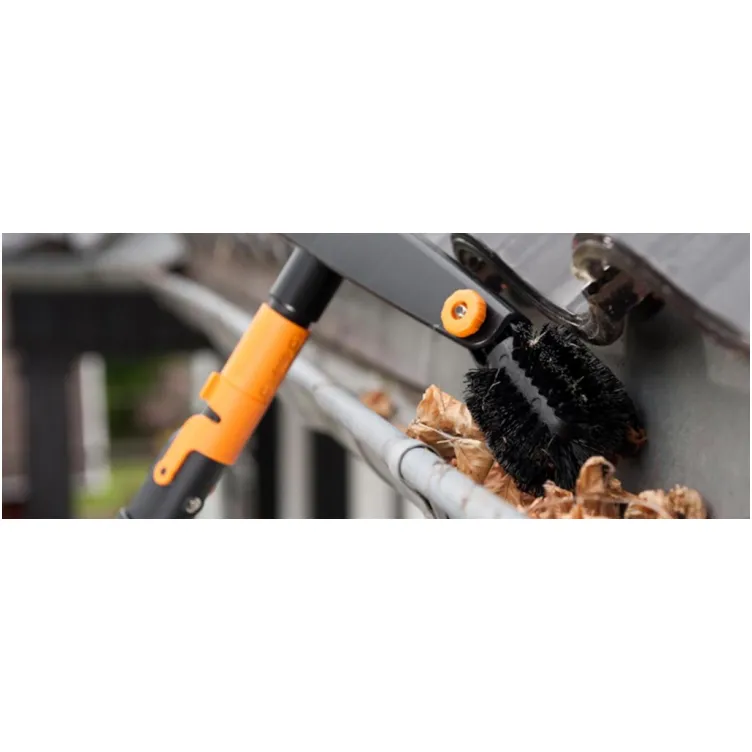 Set za čišćenje oluka Fiskars 136038 