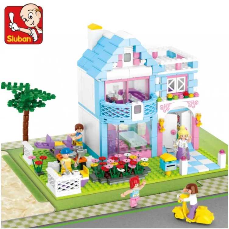 Sluban kocke kuća sa baštom