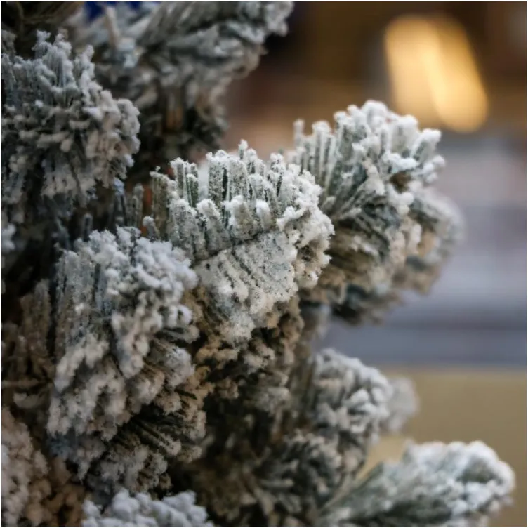 Novogodišnja jelka Snowy Oxford Pine 180 cm