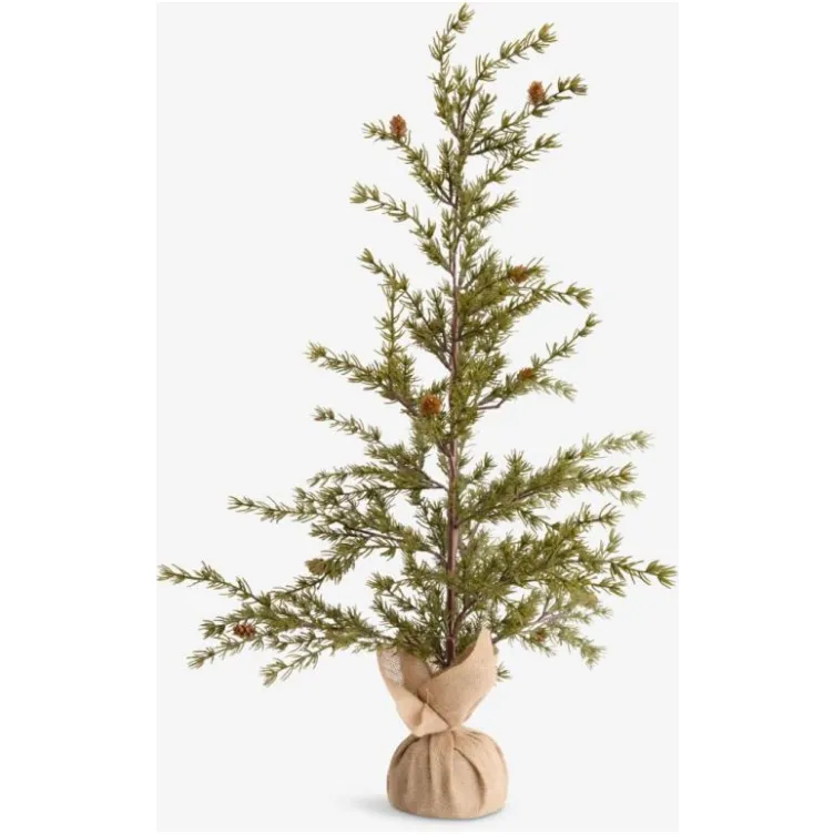 Veštačka jelka sa šišarkama u vreći