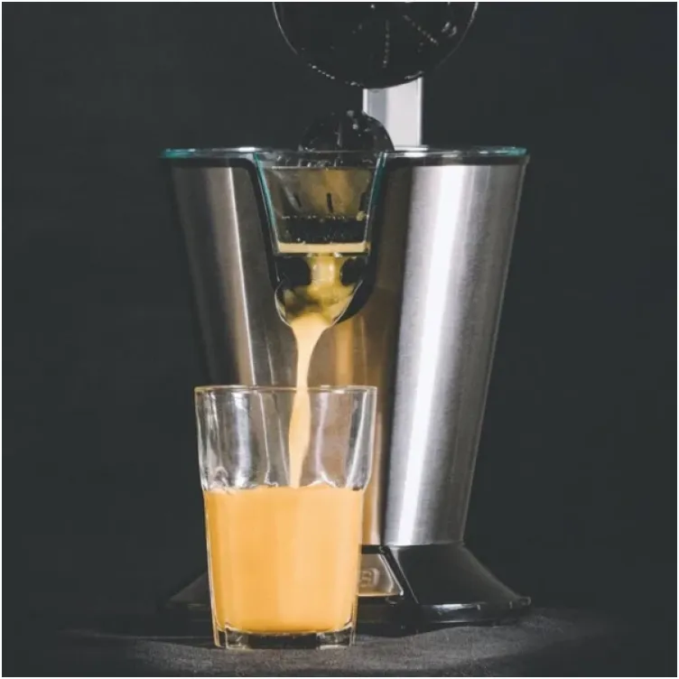 Sokovnik Ufesa Cool snaga 600W