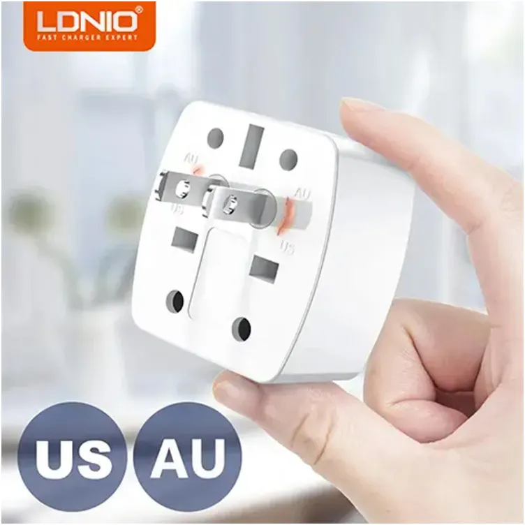 Adapter LDNIO Z4 100-250V 6A beli