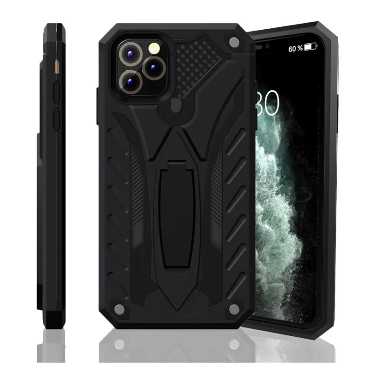 Maska Fight za iPhone 14 Plus crna.