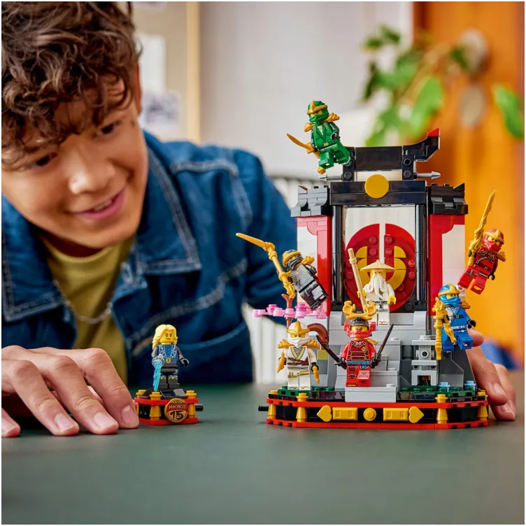 LEGO NINJAGO Prikaz nindza junaka - 15. godisnjica