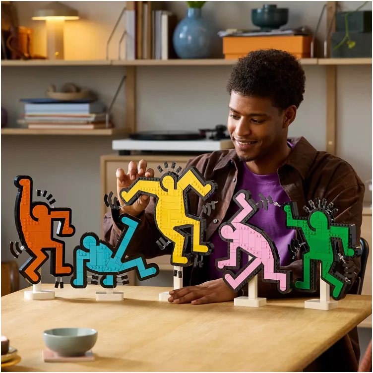 31216 Kit Haring – Figure koje plešu