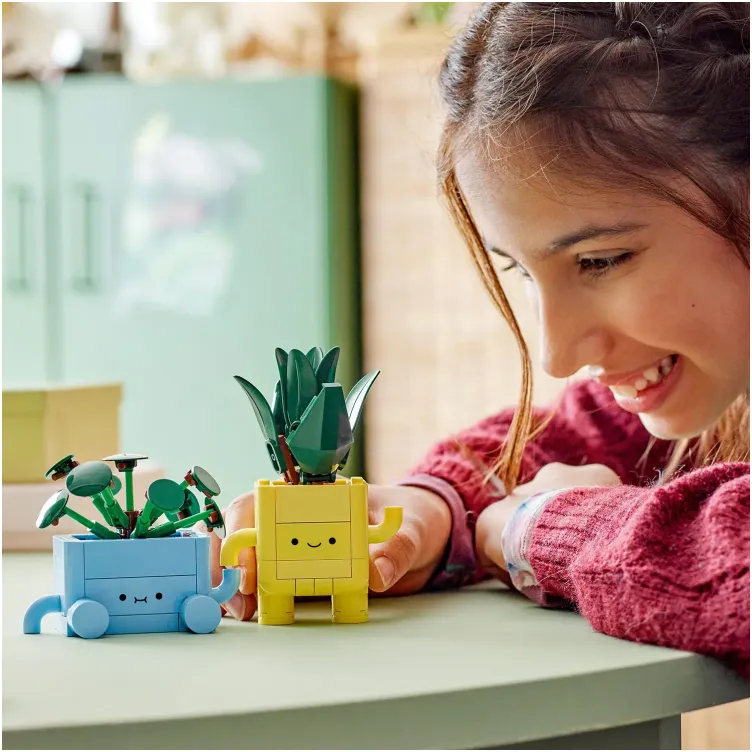 10349 Srećne biljke