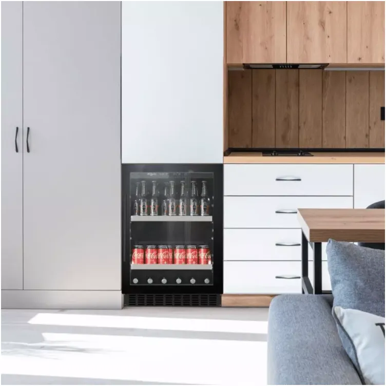 Frizider za pivo mQuvée BS60AB-700