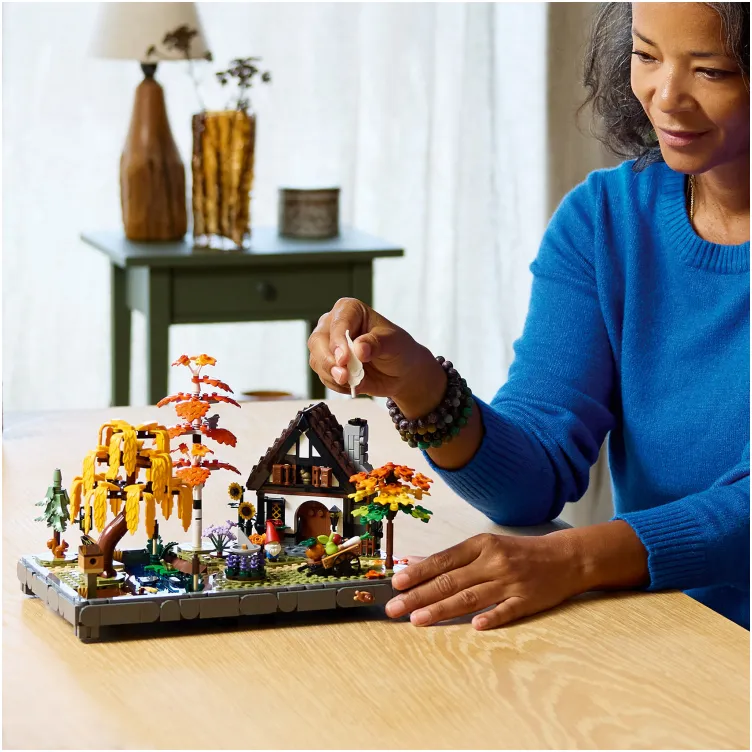 11372 Jesenja koliba i bašta