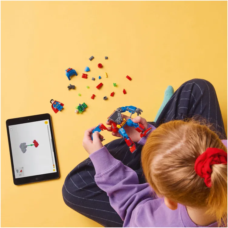 76302 Supermenov™ mek protiv Leksa Lutora™