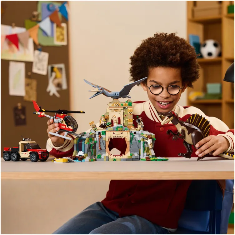 76976 Vazdušna misija sa spinosaurusom i kvecalkoatlusom