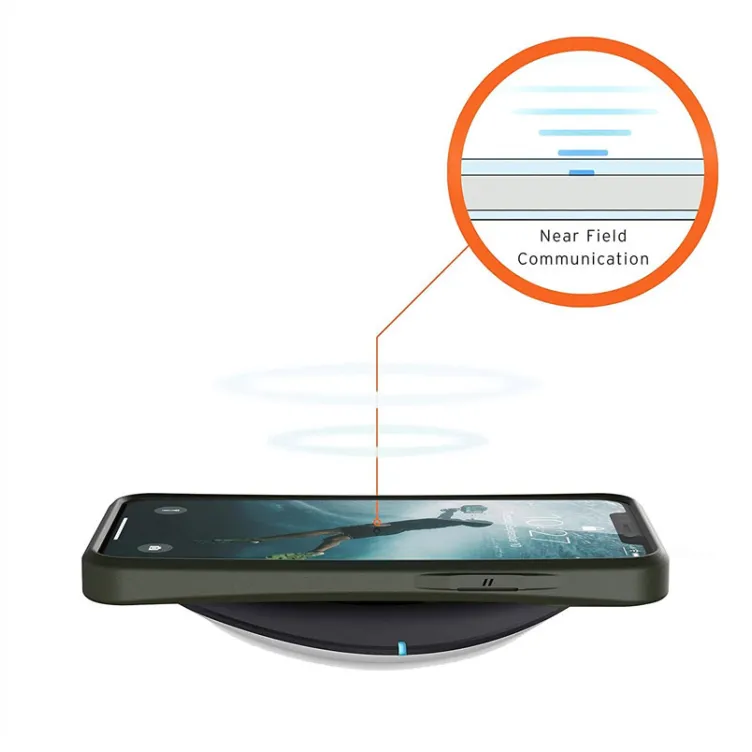 Maska UAG Outback za iPhone 14 narandzasta.