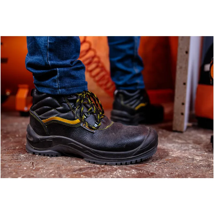 Cipele zastitne Bomber Telur SS 42