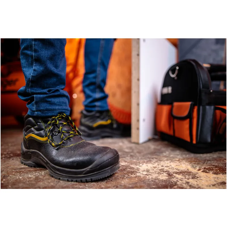 Cipele zastitne Bomber Telur SS 42