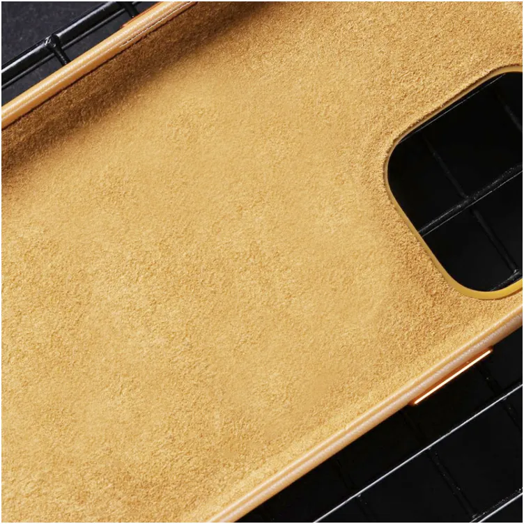 Maska Beautiful Shine Leather za iPhone 14 Plus narandzasta.