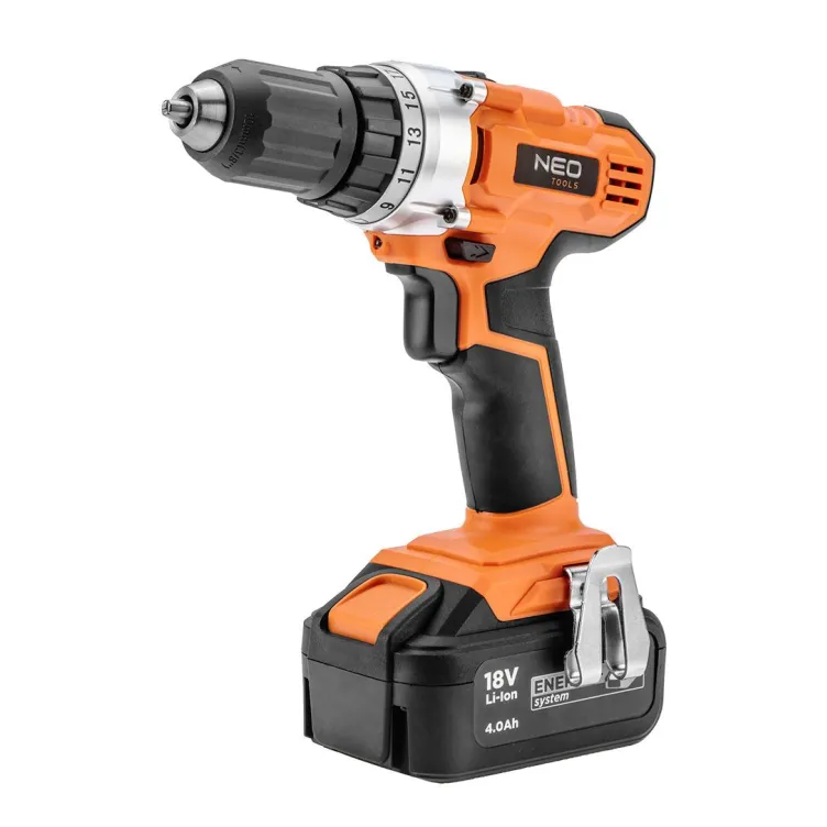 NEO TOOLS set alata u torbi (04-600-M4K).