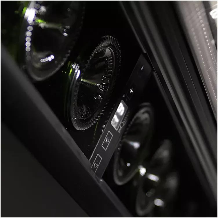 mQuvée WCS15AB-700 vitrina za vina