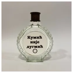 Flaša sa natpisom Kumić nije dugmić