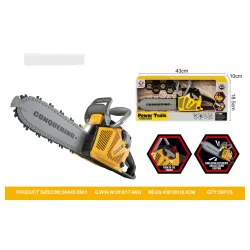 Otkrijte svet igre i istraživanja sa našom motornom testerom na baterije, savršenom igračkom za mališane koji vole ulogu malih majstora. Ova autentična motorna testera pruža realno iskustvo rada sa alatom, uz dodatak sigurnosti i zabave. Aktivira se lako, jednostavno dodirivanjem, dok zvukovi sečenja doprinose realističnosti igre. Sa ovom igračkom, deca će razvijati motoričke veštine, istraživati svet alata i uživati u kreativnoj igri. Motorna testera na baterije je izvrstan način da mališani uče kroz igru,