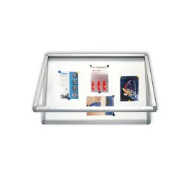 Tabla oglasna 2x3 sa vratima bela magnetna 150x100