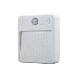 LED lampa sa PIR senzorom