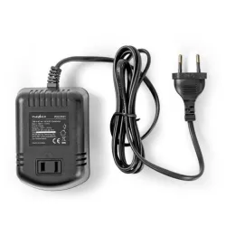 POCO101 Konvertor snage, 230V AC 50Hz, 65W, Euro, Black Omogucava upotrebu opreme iz SAD u Evropi