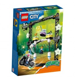 Lego kocke - Izazov akrobacije obaranja