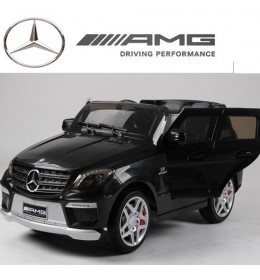 Džip Mercedes ML63 AMG sa silikonskim gumama crni